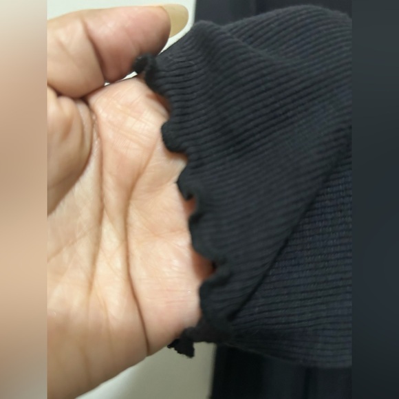 JW Lettuce Edge Mock Neck Top - Picture 3 of 4